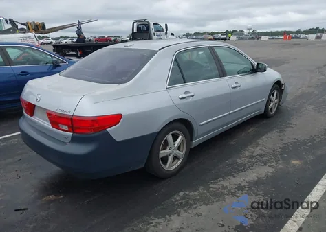 2005 Honda Accord 2.4 Ex z USA, uszkodzony, nr VIN 1HGCM567X5A167388